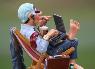 Zajtra mám povinné školenie. Bŕŕŕ… Pripomína vám to niečo? S nami v INSIA na to môžete pokojne zabudnúť!